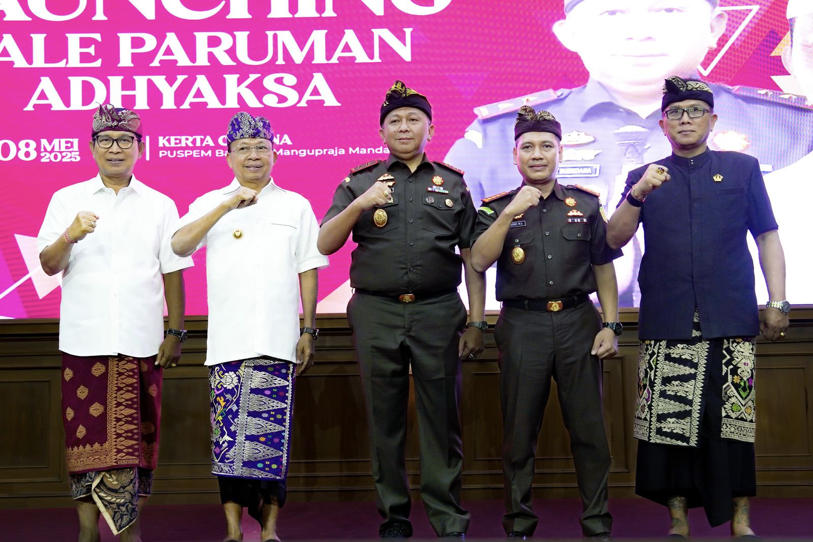 podiumnews.com-Bale Paruman Adhyaksa Badung: Selesaikan Sengketa Desa Secara Kekeluargaan